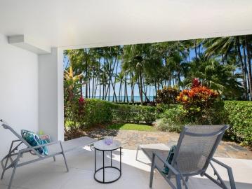 Absolute Beachfront Luxury with Ground Floor Convenience at Alamanda Palm Cove