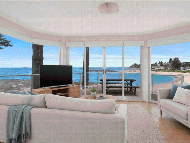 Absolute Beachfront Living – Wake Up to the Sound of the Ocean