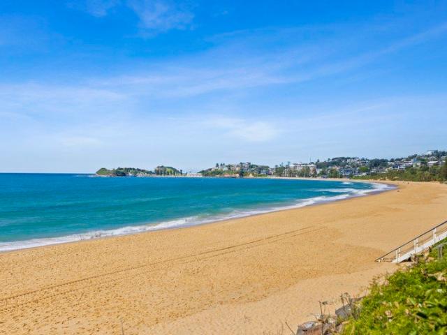 Absolute Beachfront Living With Direct Beach Access