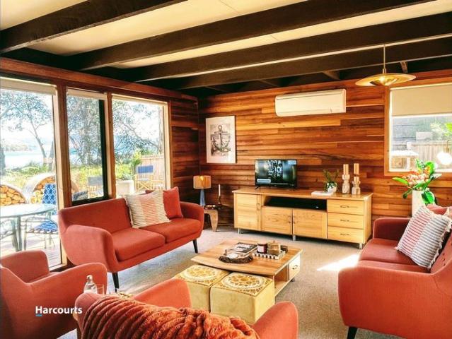 Absolute Beachfront Living Fully Furnished Coastal Retreat
