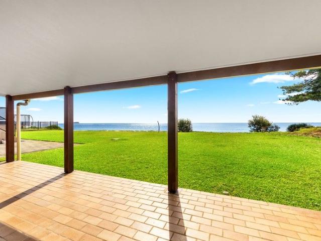 Absolute Beachfrontage