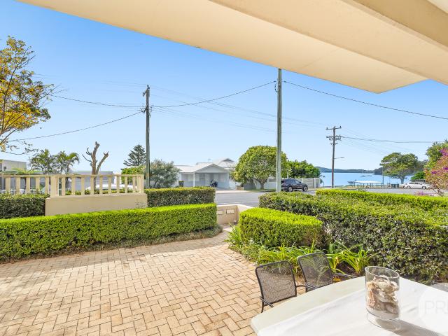 Absolute Coastal Prestige Opposite the Shoreline