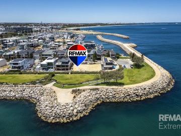 ABSOLUTE OCEANFRONT ONE OF PERTH'S MOST PRESTIGIOUS LOCATIONS