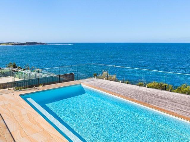 Absolute oceanfront wonderland