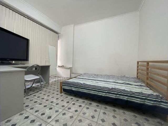 Absolute Premier Location Fully Furnished one bedroom