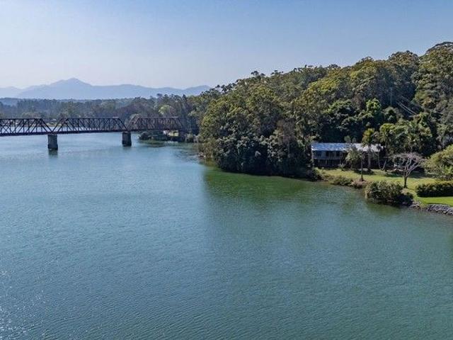 Absolute Riverfront