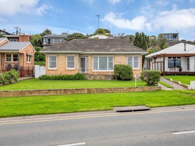 Absolute Sea Front with Vintage Charm