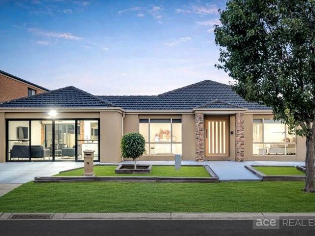 Absolute Stunner in Prestigious Point Cook Gardens Estate