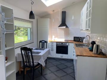 Absolutely Beautiful: Charming Semi Detached House in a Idyllic Setting, Essen Amsterdam Apartments for Rent