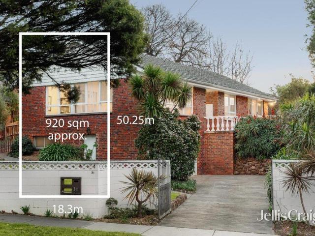 Absolutely immaculate with exciting possibilities on 920sqm