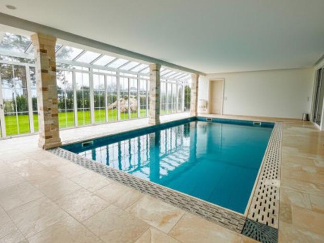 Absoluter Luxus mit eigenem Indoor Pool Villa im Wohnpark Fontana
