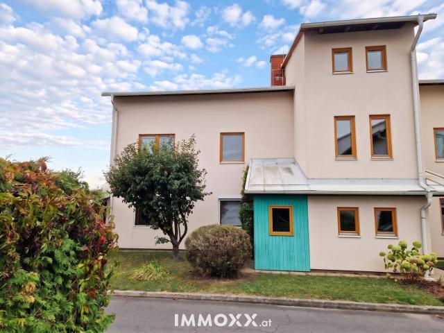 Absolutes Highlight: Wohnung mit 45 m² großer, uneinsichtiger Dachterrasse in Graz Straßgang