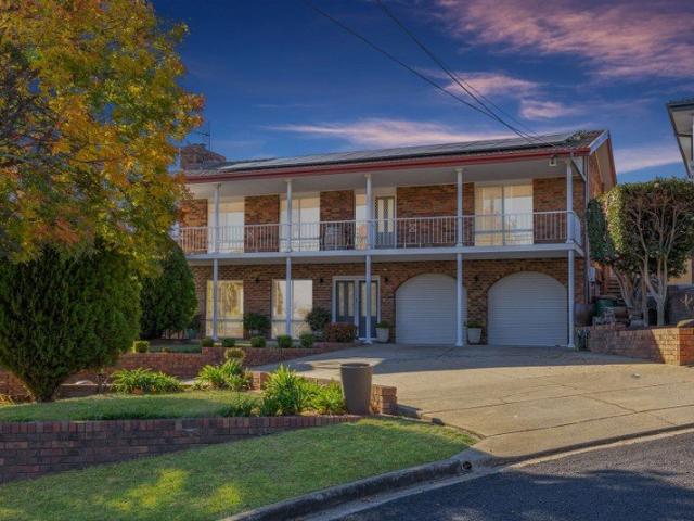 Abundant Family Living and Breathtaking District Views