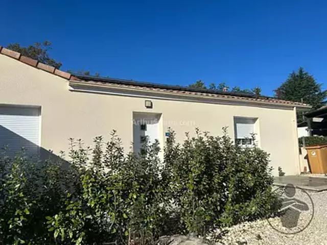 Abzac 33230 Location appartement 3 pièces t3