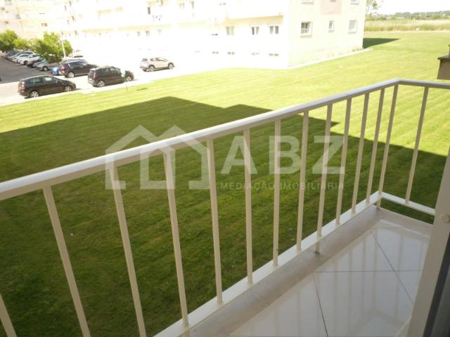 ABZ/APA_426 Apartamento Arrendar T2 Totalmente Equipado, parcialmente mobilado Oportunidade ABZ