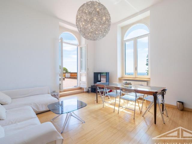 AG DOM A4177 – Luxurious Residential Apartment for Rent in a Historic Villa in Bordighera