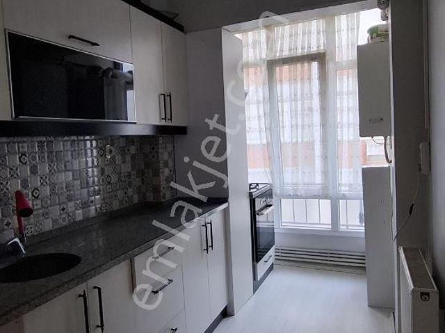 Agm Den Cemaliye Mahallesinde 2+1 Eşyasız Kiralık Daire Fırsatı