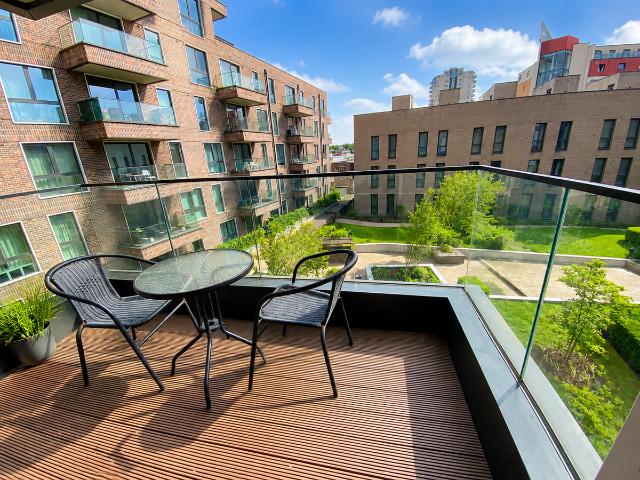 Agnes George Walk, London E16, 1 bed flat to rent, £1,700 pcm | PrimeLocation