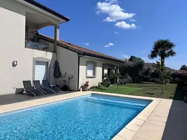 Agnin 38150 Achat / Vente maison 6 pièces t6 piscine jardin