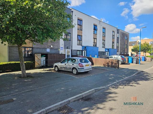 Agate Mews, Colman Gardens, Salford 2 bed apartment to rent £1,195 pcm £276 pw