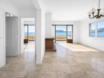 Agay,Emplacement Exceptionnel ! Appartement En Front De Mer. 70m² Saint Raphaël