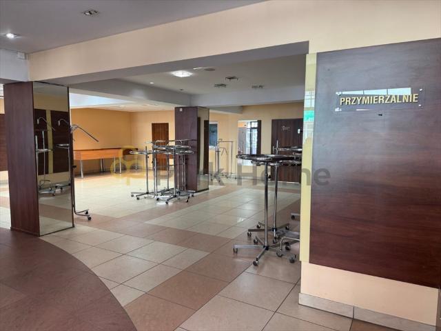 Przestronny lokal 149 m² z witrynami i podziałem na Żaganiu