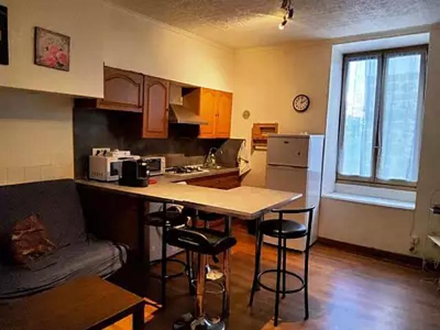 Agde 34300 Location appartement 1 pièce t1 au dernier étage