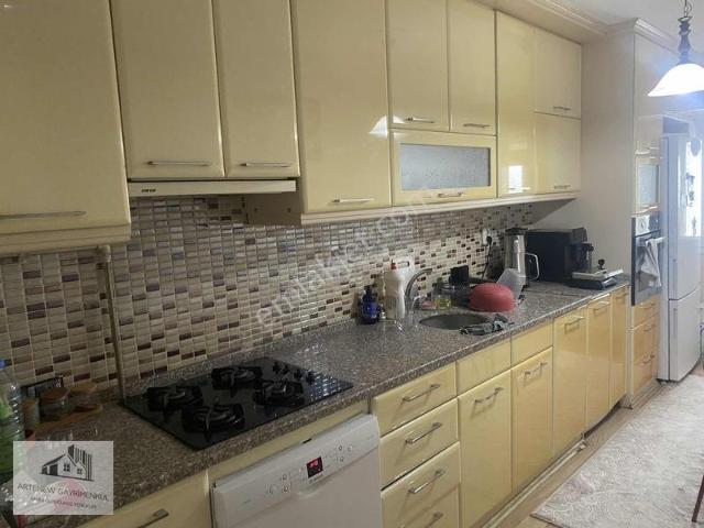 Ag'den 3+1 Doğalgazlı Arakat Manzaralı Kısmi Eşyalı Kiralık