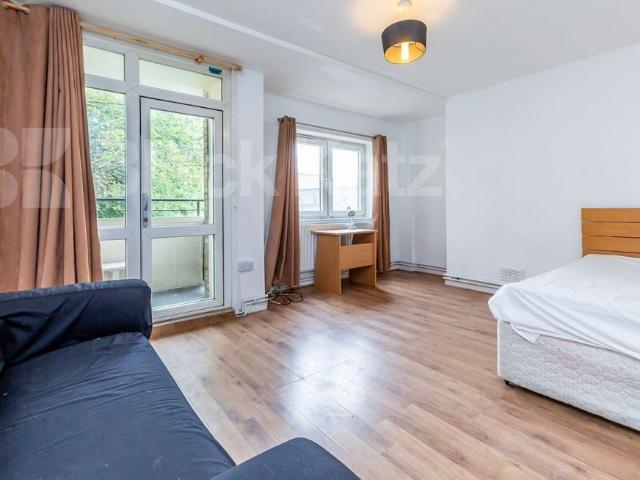 Agdon Street, Clerkenwell EC1V, 4 bed flat to rent, £4,199 pcm | PrimeLocation