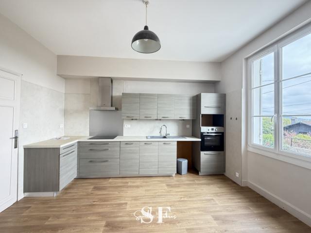 AGEN MAISON T4 AVEC JARDIN ET DOUBLE GARAGE