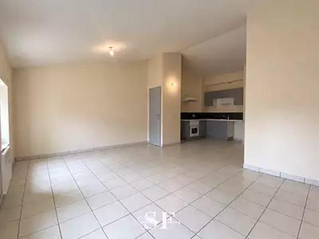 Agen 47000 Location appartement 2 pièces t2 au dernier étage