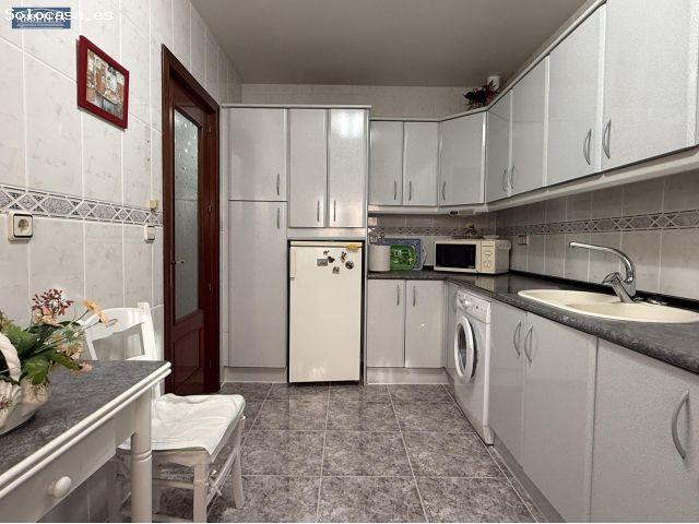 Agencia Inmobiliaria Arbeteta, VENDE chalet adosado de 7 hab. en Guadalajara