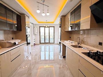 AGEN'DEN SELİM CAD YAKIN FUL YAPILI MANZARALI SIFIR 3+1 DAİRELER