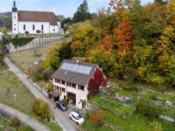 Dorfleben mit Weitblick