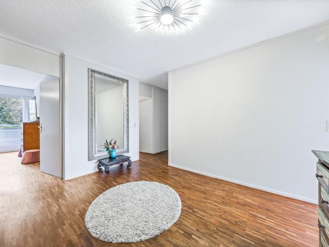 RESERVIERT: Grosszügige Wohnung mit modernem Ausbau