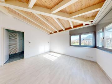 Lichtdurchflutetes Wohnen mit Dachterrasse