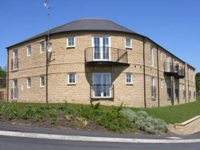 Agin Court Drive, Eldwick, Bingley BD16, 2 bed flat to rent, £825 pcm | PrimeLocation