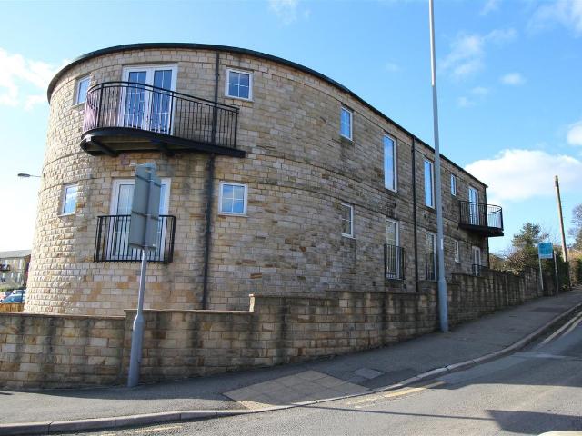 Agincourt Drive, Bingley BD16, 2 bed flat to rent, £735 pcm | PrimeLocation