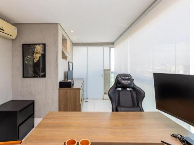 Sensacional cobertura para venda e locação em Campo Belo com 4 quartos, sendo 3 suítes, 386m² mari