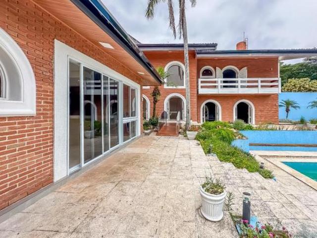Imperdível casa para venda em Morumbi com 4 quartos, sendo 4 suítes, 720m²
