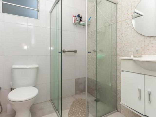 Casa para venda em Jardim Caravelas com 3 quartos, sendo 1 suíte, 100m²