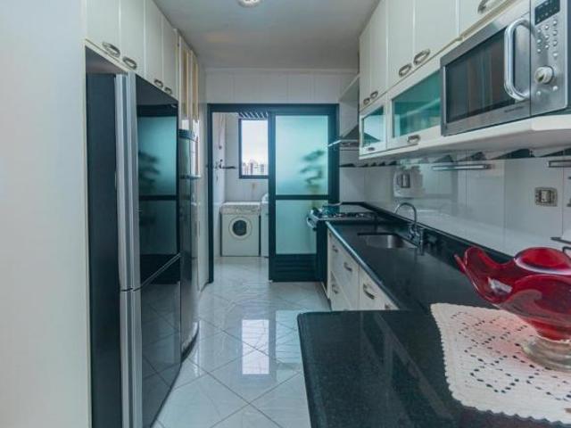 Sensacional apartamento para venda em Bosque da Saúde com 3 quartos, sendo 1 suíte, 113m² mirtes m