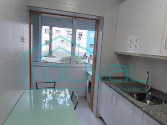 Agradável apartamento T1 no centro de Alverca