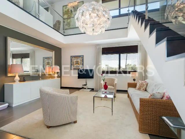 Agradável T1 Duplex com Mezzanine 99m² Quarteira
