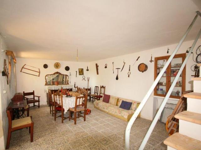 Agradable finca rustica con casa de 200 m2 construidos, ubic. 200m² Andratx