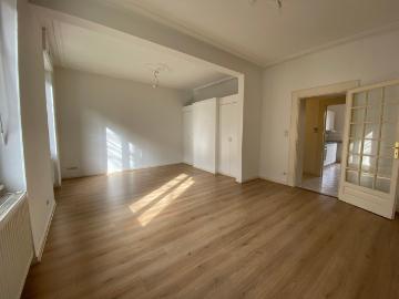 Agréable 2/3 pièces avec extérieur – Koenigshoffen Tram Comtes