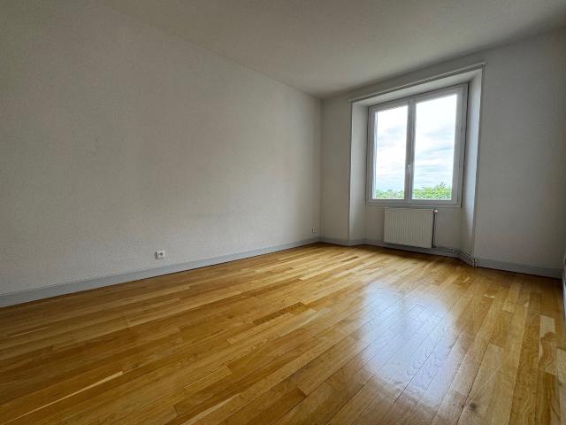 agréable t3 aixe sur vienne proximité commerces