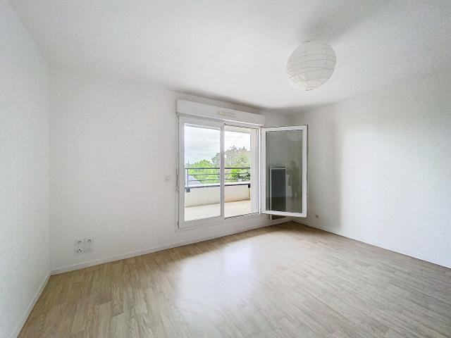 AGREABLE T2 MEUBLE LANESTER