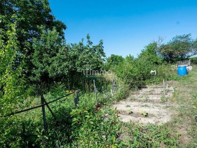Agréable terrain de loisir 2550 m²