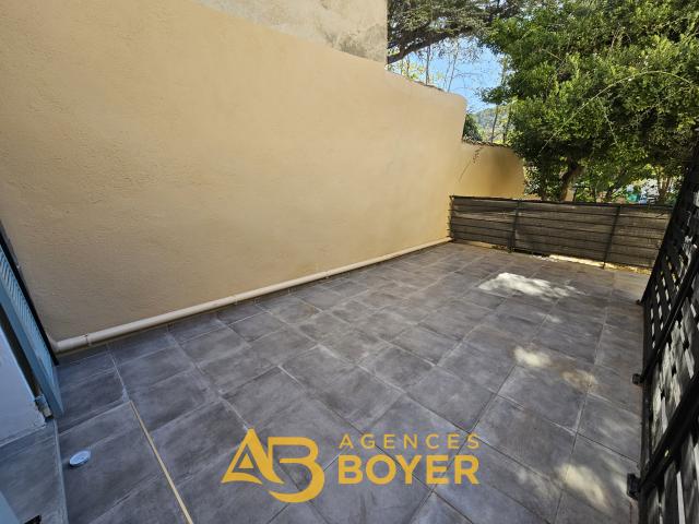 Agréable Type 1 bis en RDC sur cour